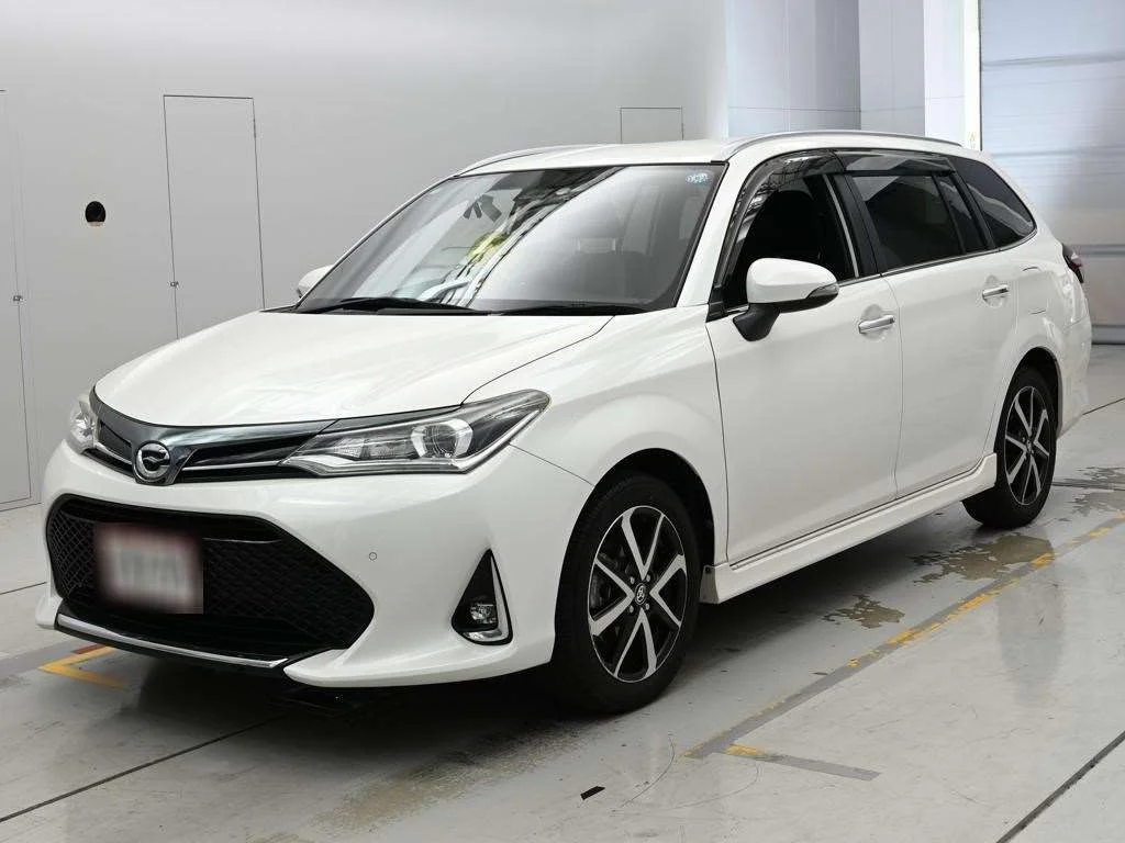 Toyota Corolla Fielder NRE161G 2018